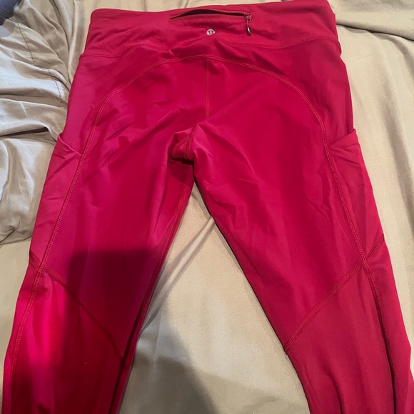Lululemon leggings size 10!! - Picture 2 of 4